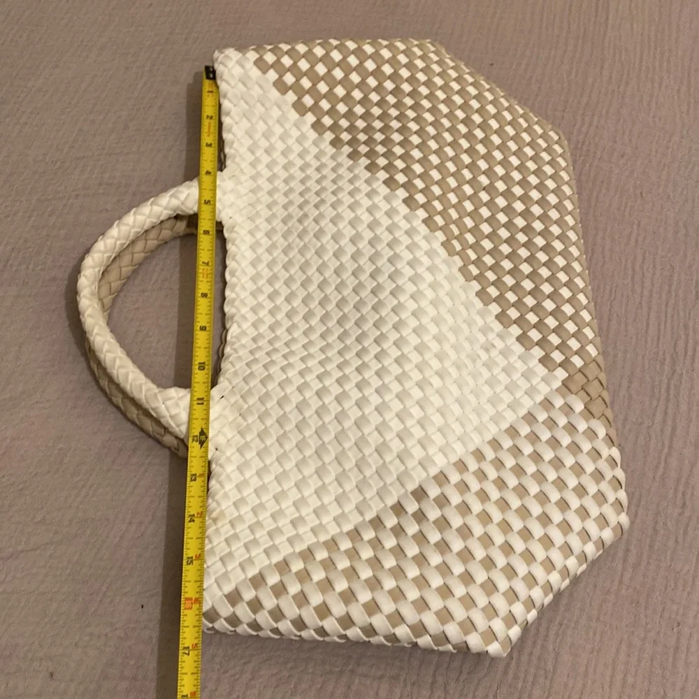 NAGHEDI Elegant Woven Tote Bag - Cream and Tan - Picture 5 of 13